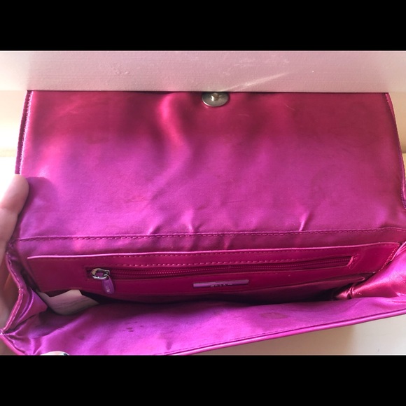 Esprit clutch - long - hot pink - well-loved but till in great condition! - Picture 4 of 4